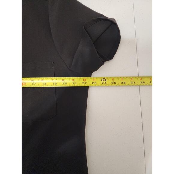 FIGS Medical Scrub Top Womens XL Black Catarina Technical V Neck Pocket Vet Tech - Picture 4 of 12